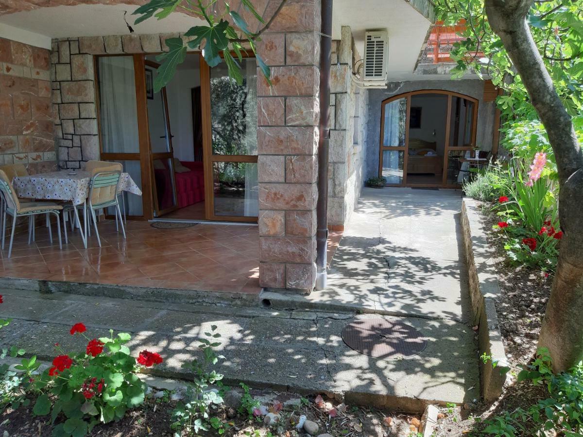 Zoro Apartments Свети-Стефан Экстерьер фото